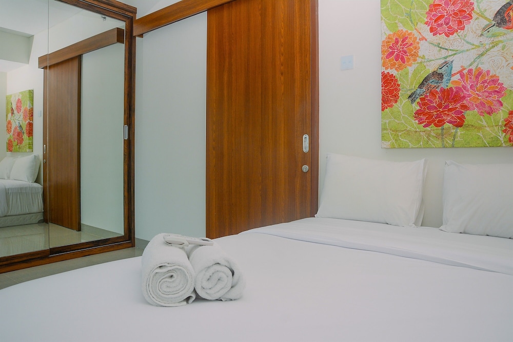 cozy and simple living 1br grand kamala lagoon apartment