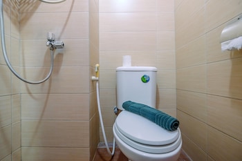 cozy stay studio apartment at margonda residence 5