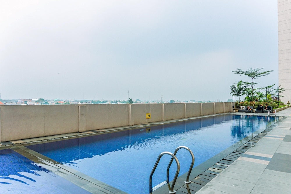 cozy stay studio apartment at margonda residence 5