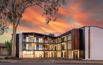 the osmond motel and apartments