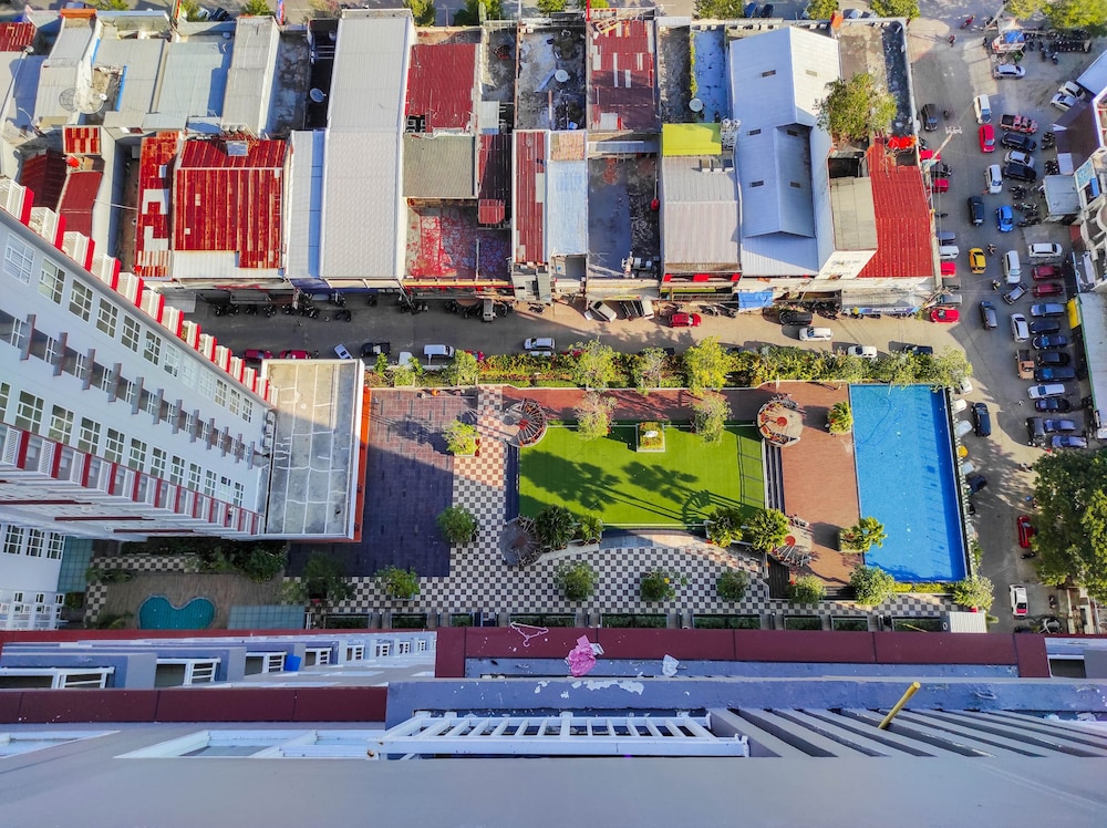 homey and comfy 2br at vida view apartment