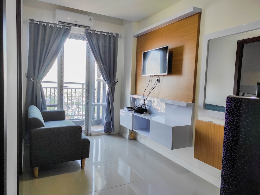 homey and comfy 2br at vida view apartment