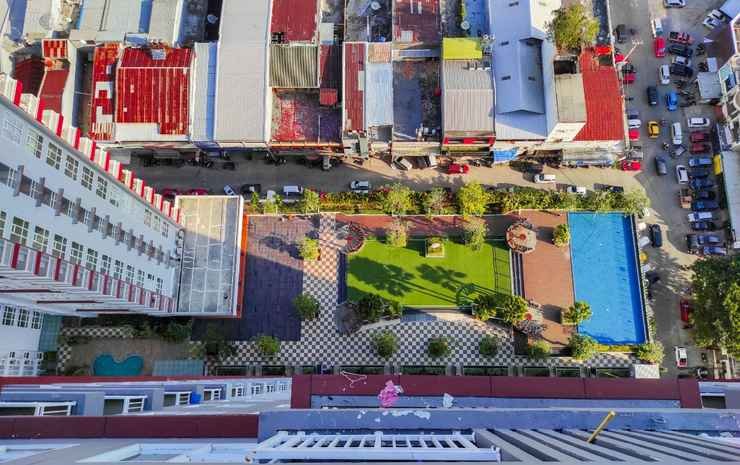 homey and comfy 2br at vida view apartment