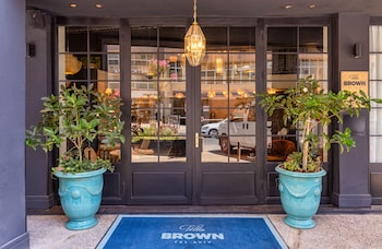 villa brown tel aviv