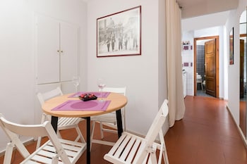 minerva in pantheon apartment