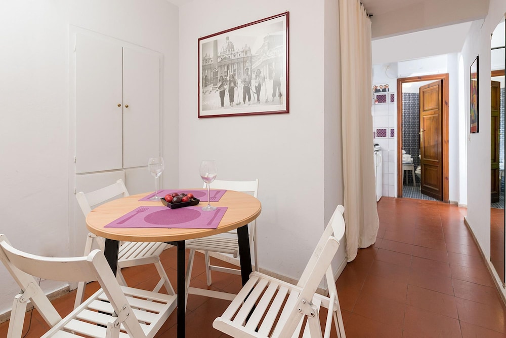 minerva in pantheon apartment