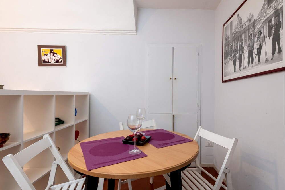 minerva in pantheon apartment