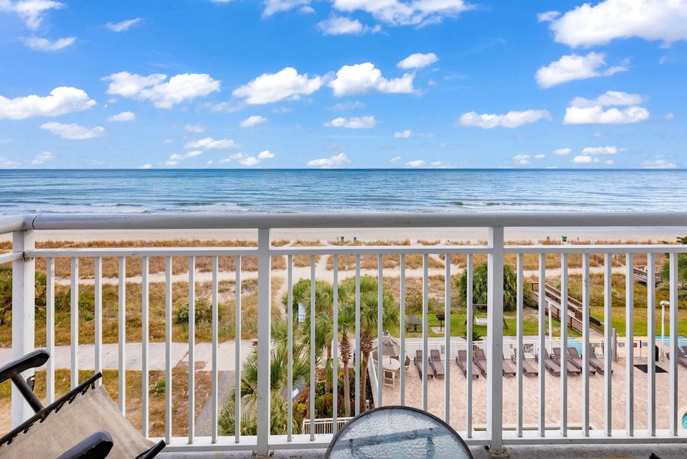 hosteeva 2 br oceanfront views w pool atlantica towers condo