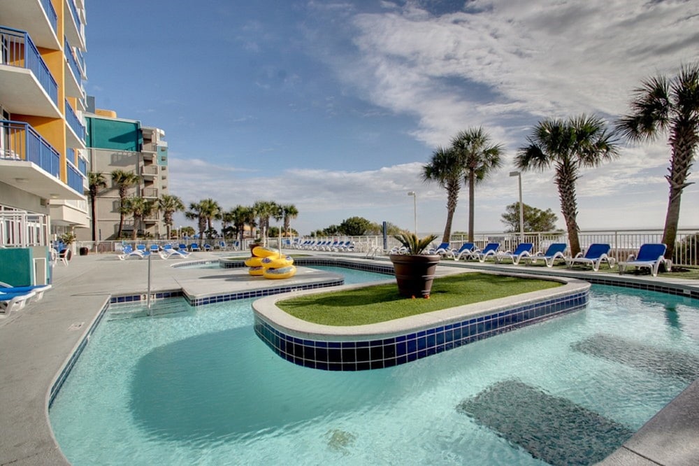 hosteeva 2 br oceanfront views w pool atlantica towers condo