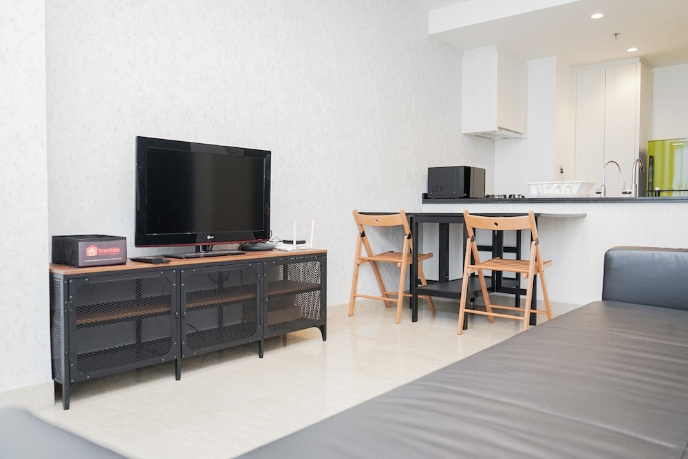 comfortable and nice 1br at branz bsd apartment