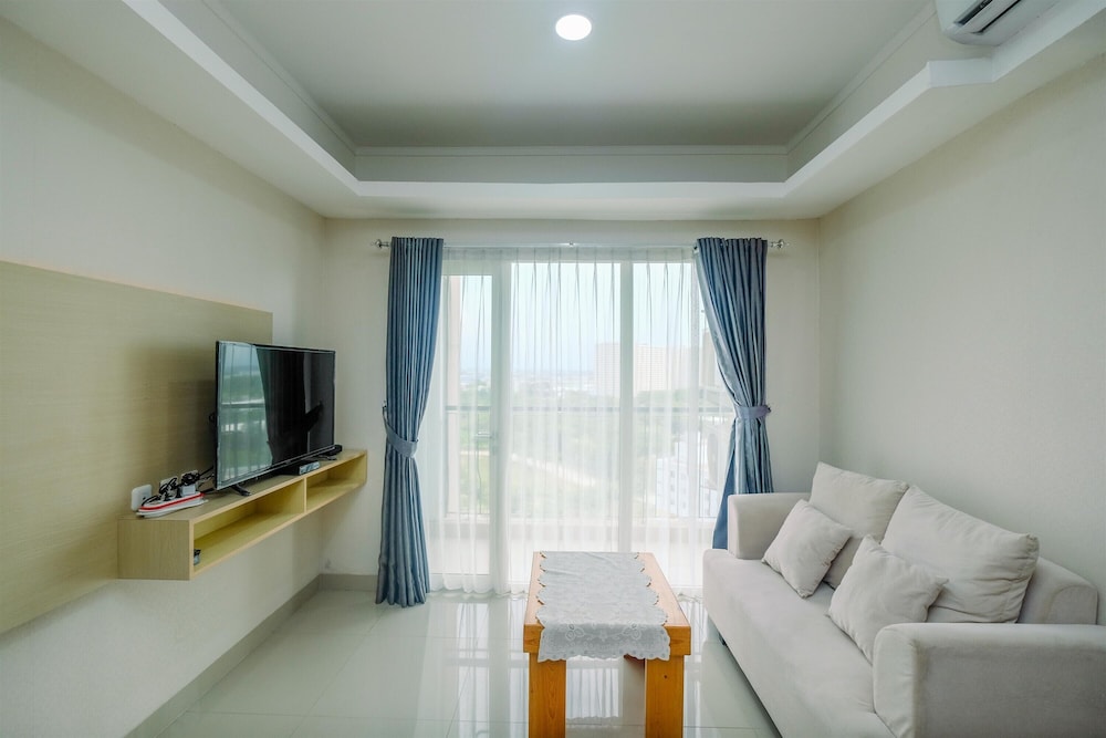 comfortable and spacious 2br at oasis cikarang apartment