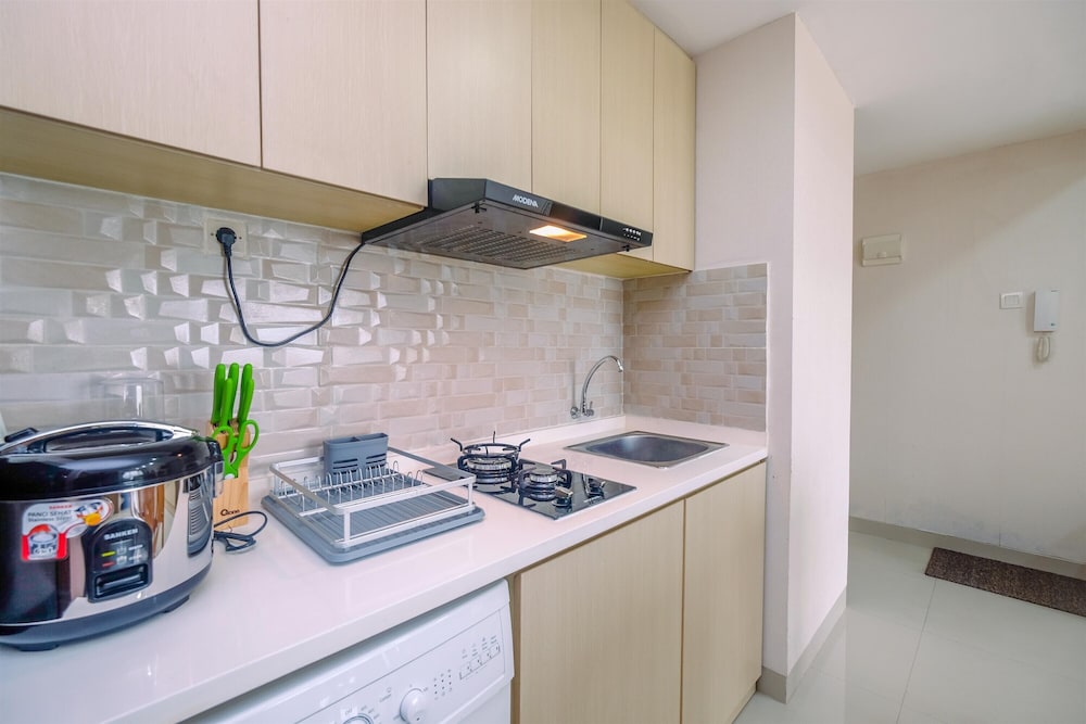 comfortable and spacious 2br at oasis cikarang apartment