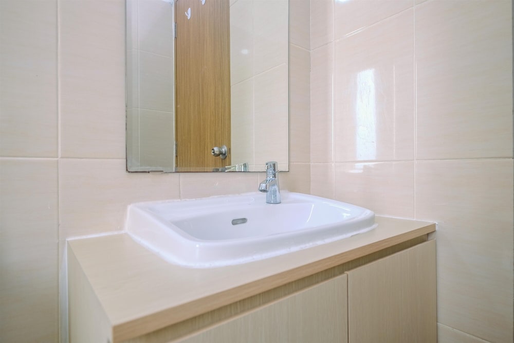 comfortable and spacious 2br at oasis cikarang apartment