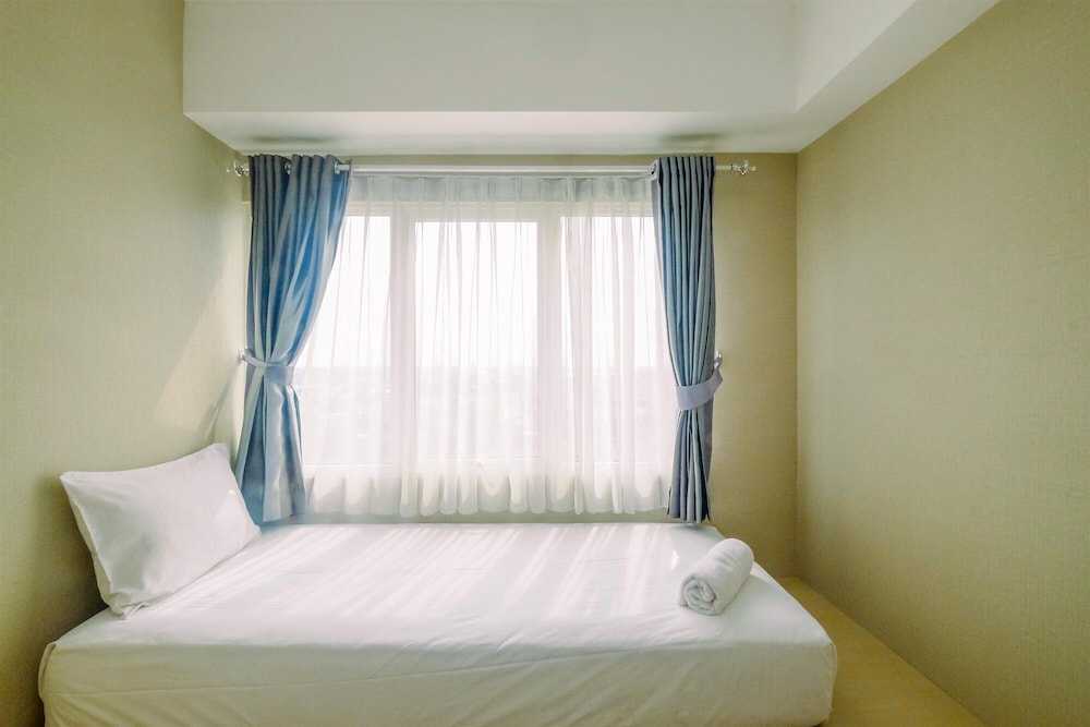 comfortable and spacious 2br at oasis cikarang apartment