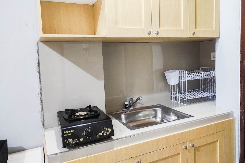 comfy and minimalist studio at vida view apartment