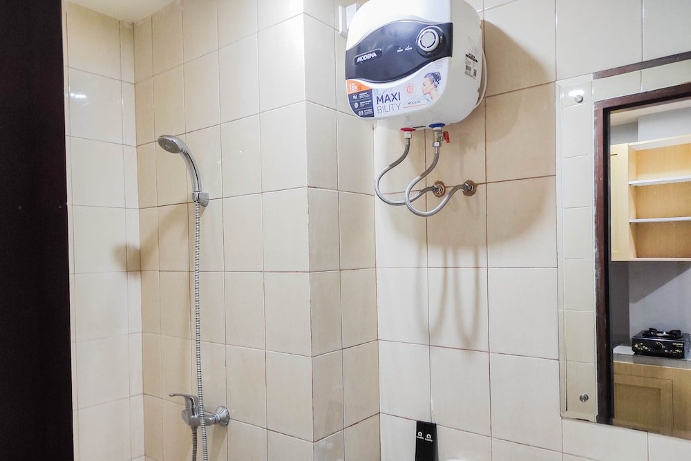 comfy and minimalist studio at vida view apartment