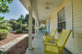 Beach House - Crystal Tides By Panhandle Getaways,,3.5 star