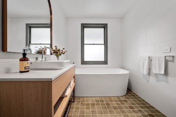 wildes hotel kangaroo valley