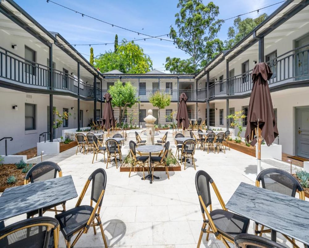 wildes hotel kangaroo valley