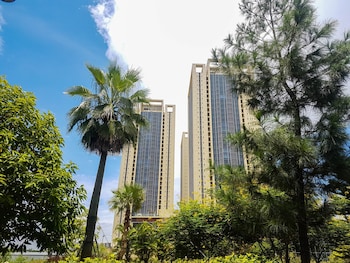 spacious 1br at branz apartment bsd near aeon mall