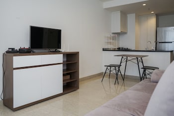spacious 1br at branz apartment bsd near aeon mall