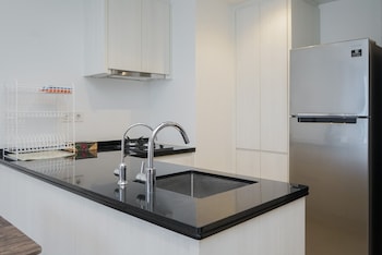 spacious 1br at branz apartment bsd near aeon mall