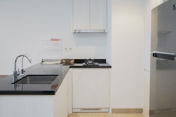 spacious 1br at branz apartment bsd near aeon mall