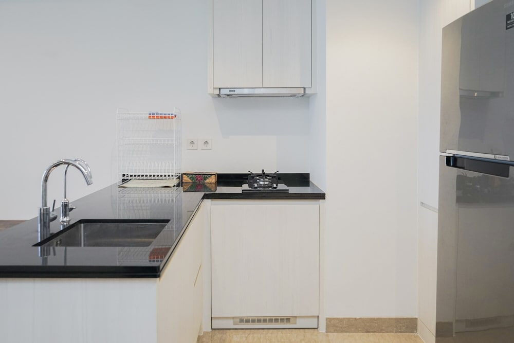 spacious 1br at branz apartment bsd near aeon mall