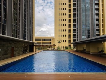spacious 1br at branz apartment bsd near aeon mall