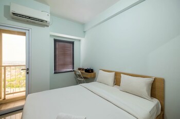 comfy and nice studio apartment at tamansari mahogany