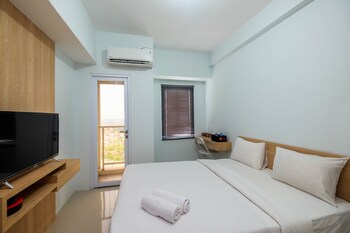 comfy and nice studio apartment at tamansari mahogany