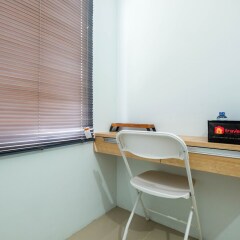 comfy and nice studio apartment at tamansari mahogany