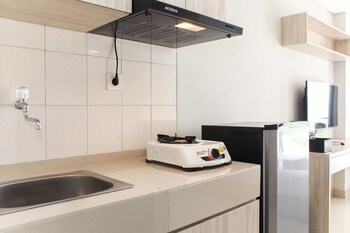 comfortable studio at monroe tower apartment