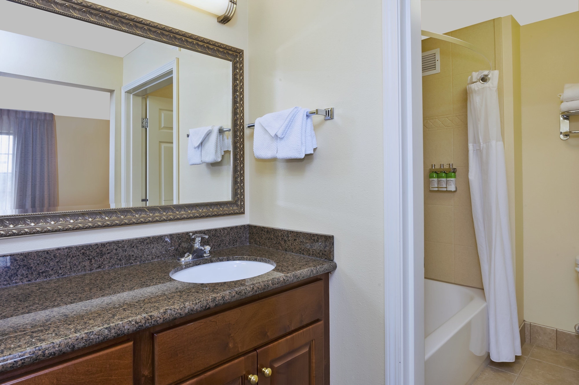 staybridge suites lansing okemos by ihg