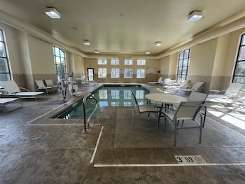 Staybridge Suites Lansing - Okemos By Ihg,Meridian Charter Township>>East Lansing,3 star