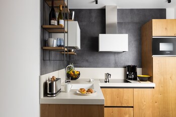 aris apartments tonellihotels