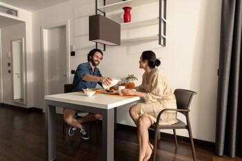 aris apartments tonellihotels