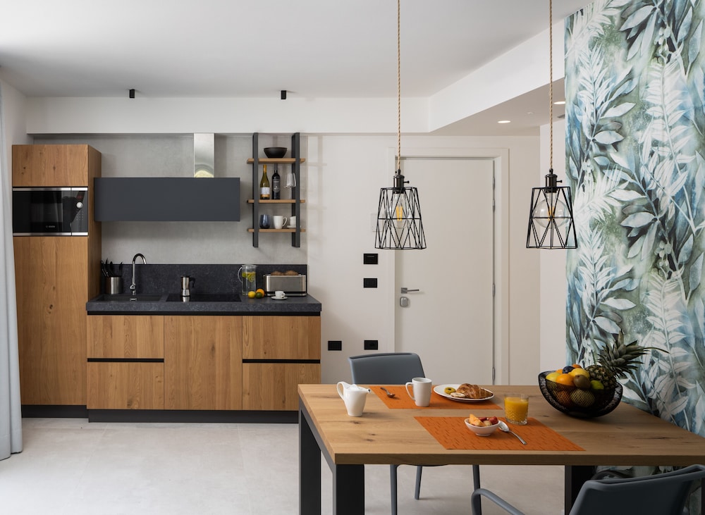 aris apartments tonellihotels
