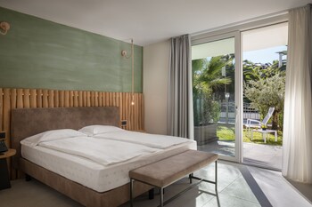 aris apartments tonellihotels