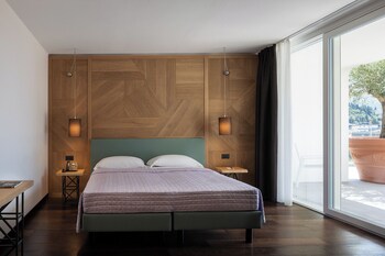 aris apartments tonellihotels