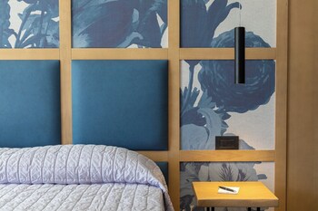 aris apartments tonellihotels