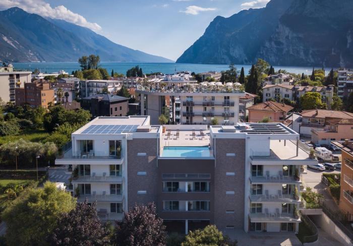 aris apartments tonellihotels