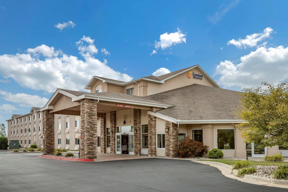comfort inn and suites dimondale lansing