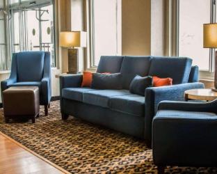 comfort inn and suites dimondale lansing