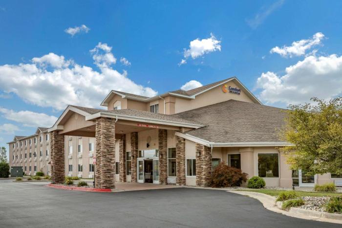 comfort inn and suites dimondale lansing
