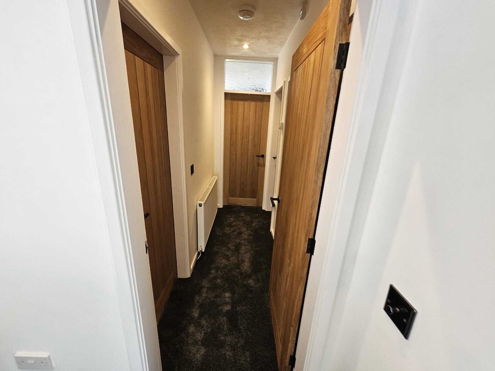 modern and cosy walking distance to castle and town