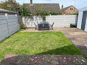 modern and cosy walking distance to castle and town