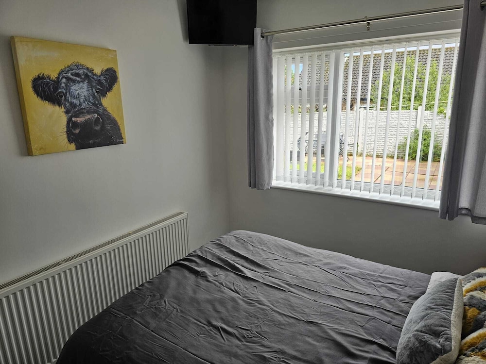 modern and cosy walking distance to castle and town