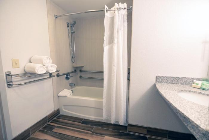 holiday inn manahawkin long beach island by ihg