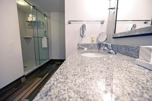 holiday inn manahawkin long beach island by ihg